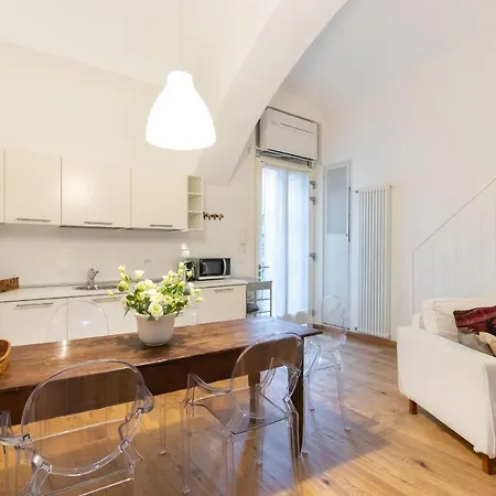 Charming Studio Near Piazza Castello By Wonderful Italy Turin Exterior photo